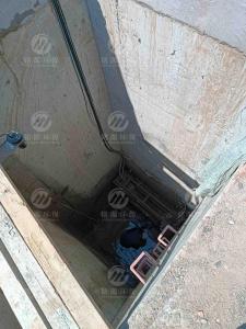 雨污分流智能截流井液动下开式堰门不锈钢旋转限流闸门