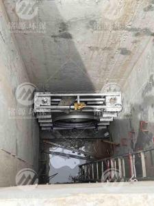液动下开堰门 雨污分流调节堰板 货源充沛 实体厂家